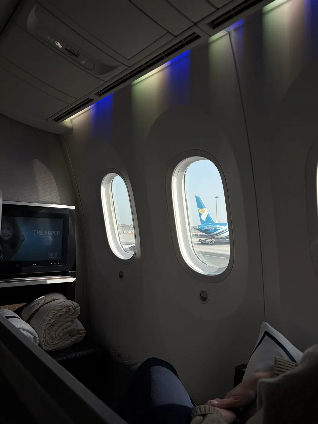 Oman Air Business Class Apex Suite window seat 787 Dreamliner